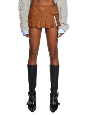 POSTER GIRL Viral Takeover Mini Skirt - Camel